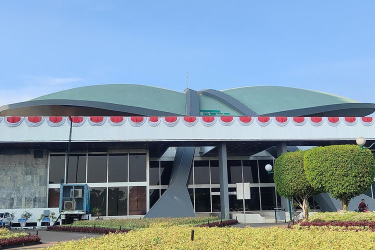 gedung kura-kura di Kompleks Paerlemen Senayan saat rapat Baleg DPR mengesahkan RUU Pilkada